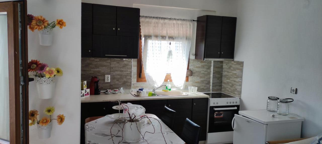 Maria'S Luxury Apartment Kassandria Ngoại thất bức ảnh
