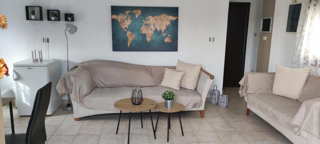 Maria'S Luxury Apartment Kassandria Ngoại thất bức ảnh