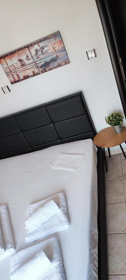 Maria'S Luxury Apartment Kassandria Ngoại thất bức ảnh